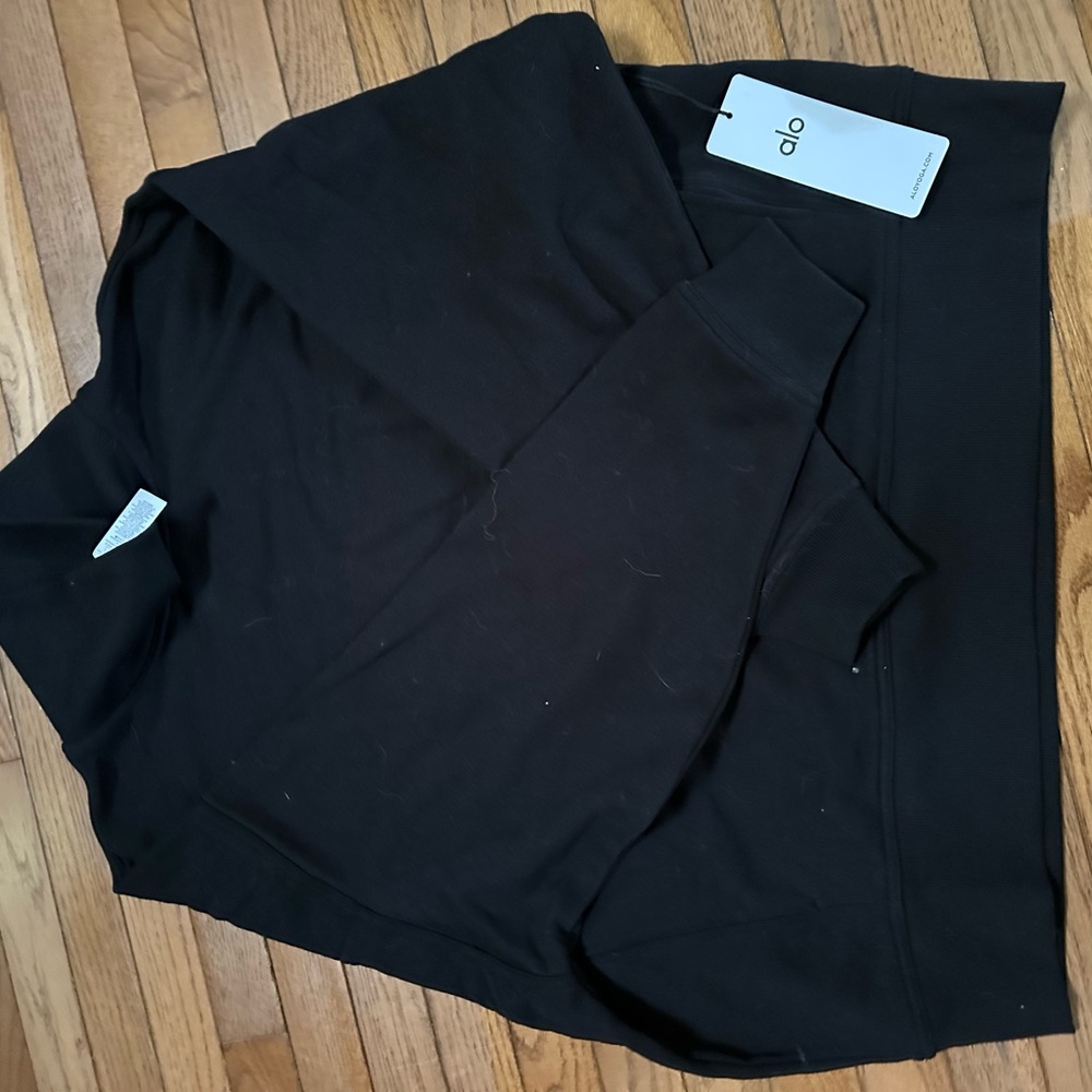 ALO Yoga Black Crewneck Sweater